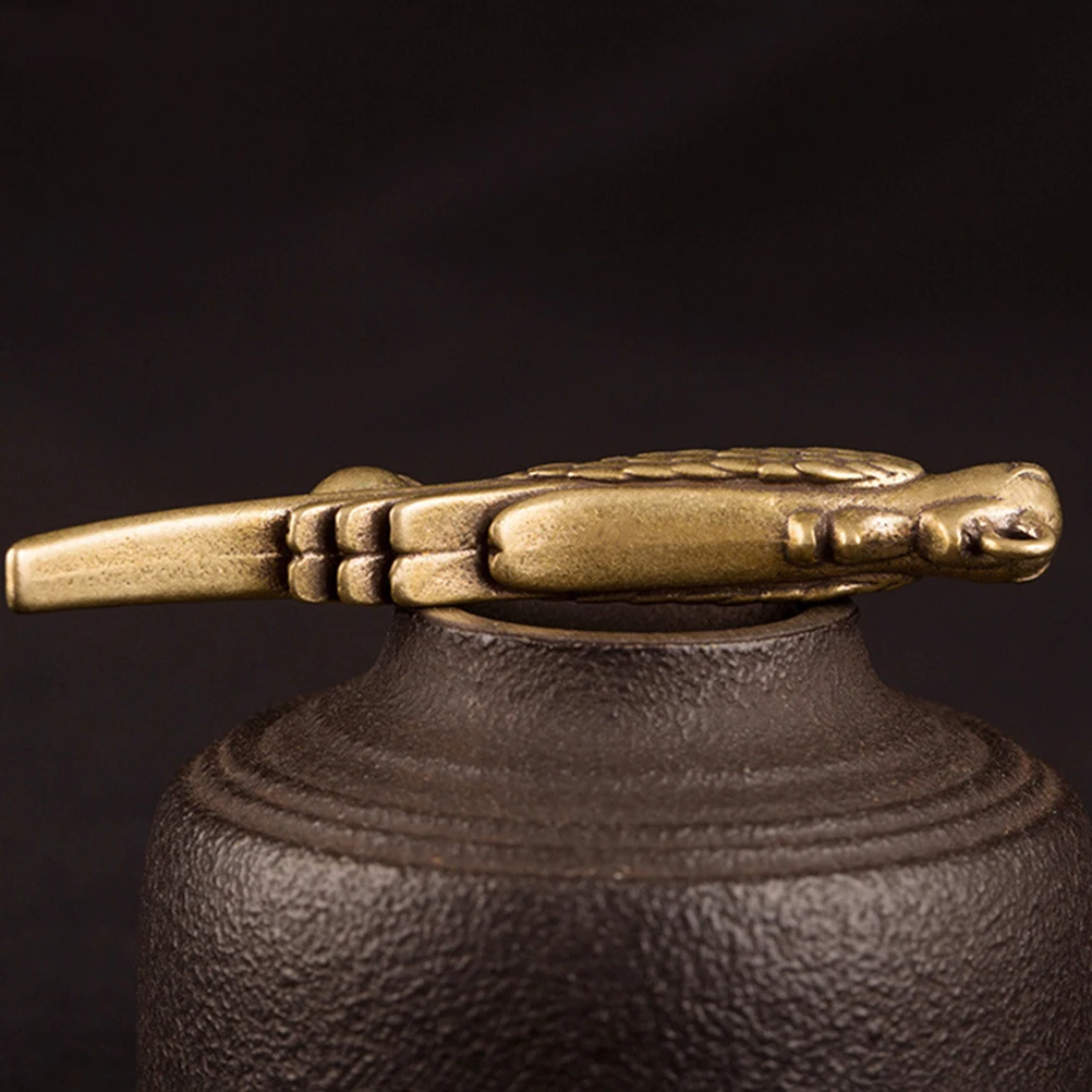 

2Pcs Creative Copper Car Pendants Portable Hanging Ornaments Vintage Key Chain Decor Accessories Copper Pendant