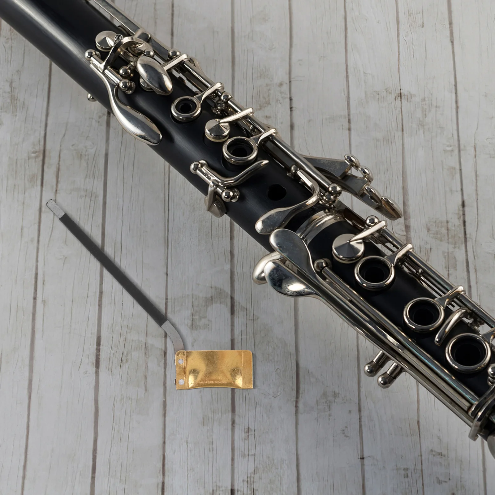 

Professional Reed Shaping Clamp Brass for Saxophone Suona Mouthpiece Repair Tool Enhances Sound Clarity and Playability