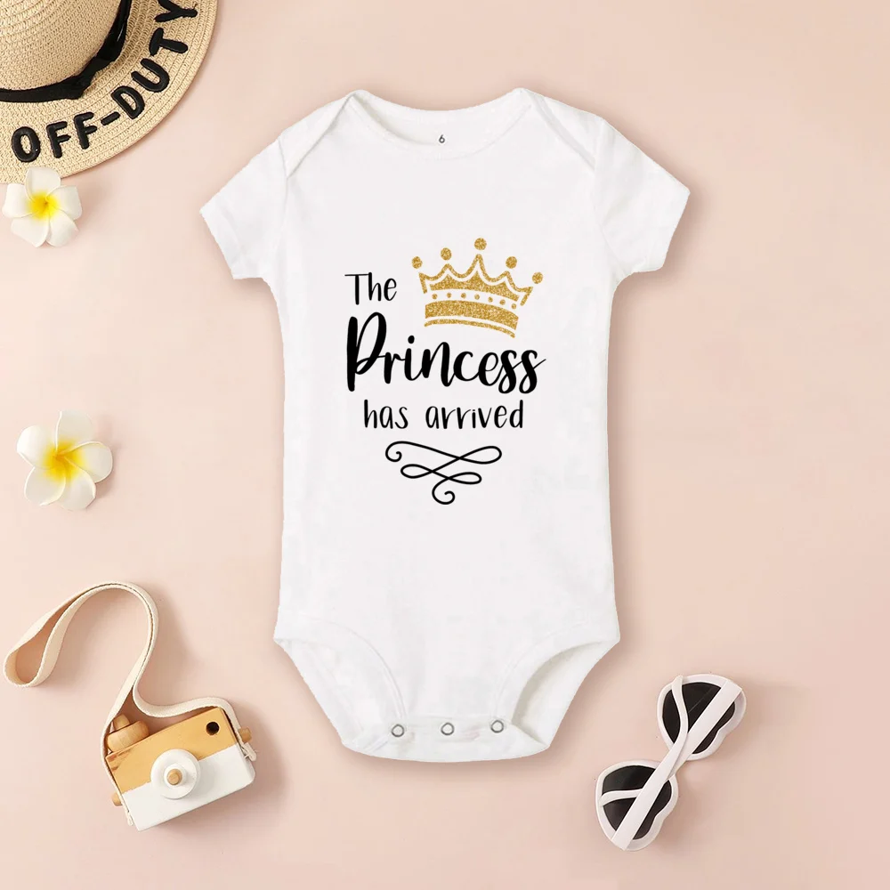 The Princess Has Arrived Baby Bodysuit Baby Girls Short Sleeve Clothes Romper Newborn Crown Print Jumpsuit Infant Shower Gifts