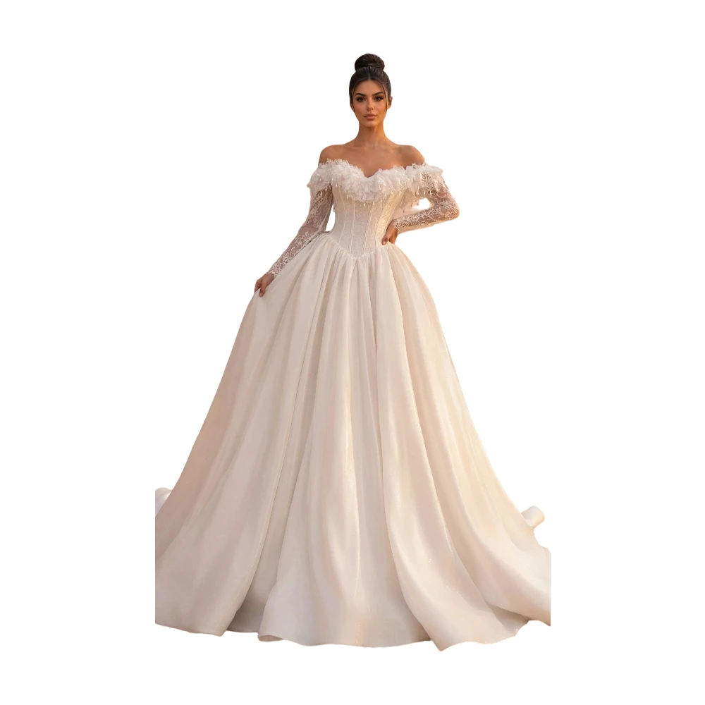Luxury Ball Gown Wedding Dresses Sexy Sweetheart Long Sleeves Applicants Lace Bridal Gowns Sweep Train Customized Robe De Mariée