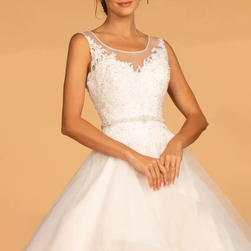 

Customized White Scoop Collar Sleeveless Wedding Dresses Plus Size A-line Tiered Tulle Floor Length Bride Marry Dress