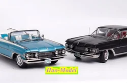 子供のための合金ダイキャストメタルカーモデル、サンスター、1/18 oldsmobile 98、黒と青、装飾品コレクション、男の子の趣味のおもちゃ、ギフト