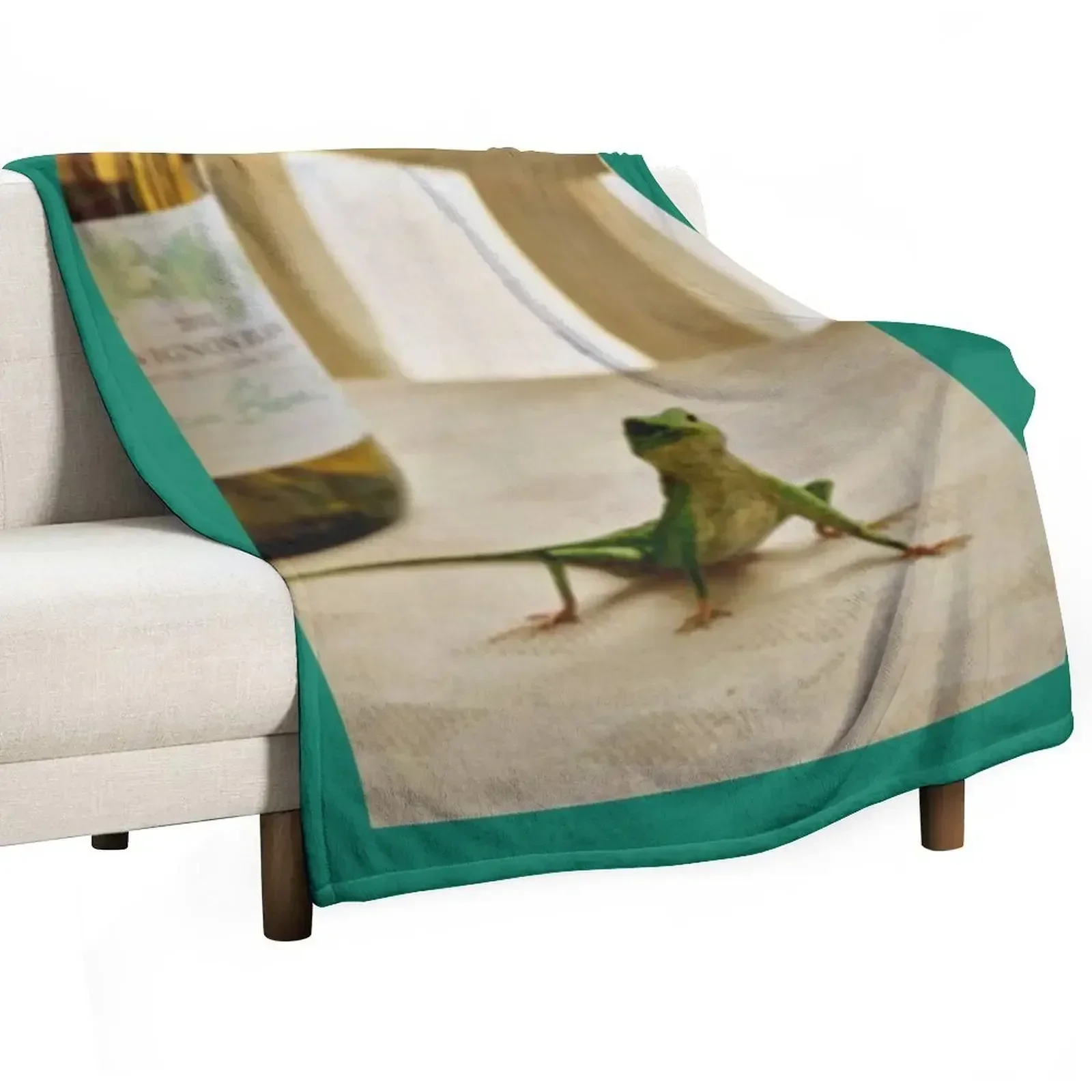 Harry lizzard BBC Death in Paradise Throw Blanket Warm blankets and throws Blankets