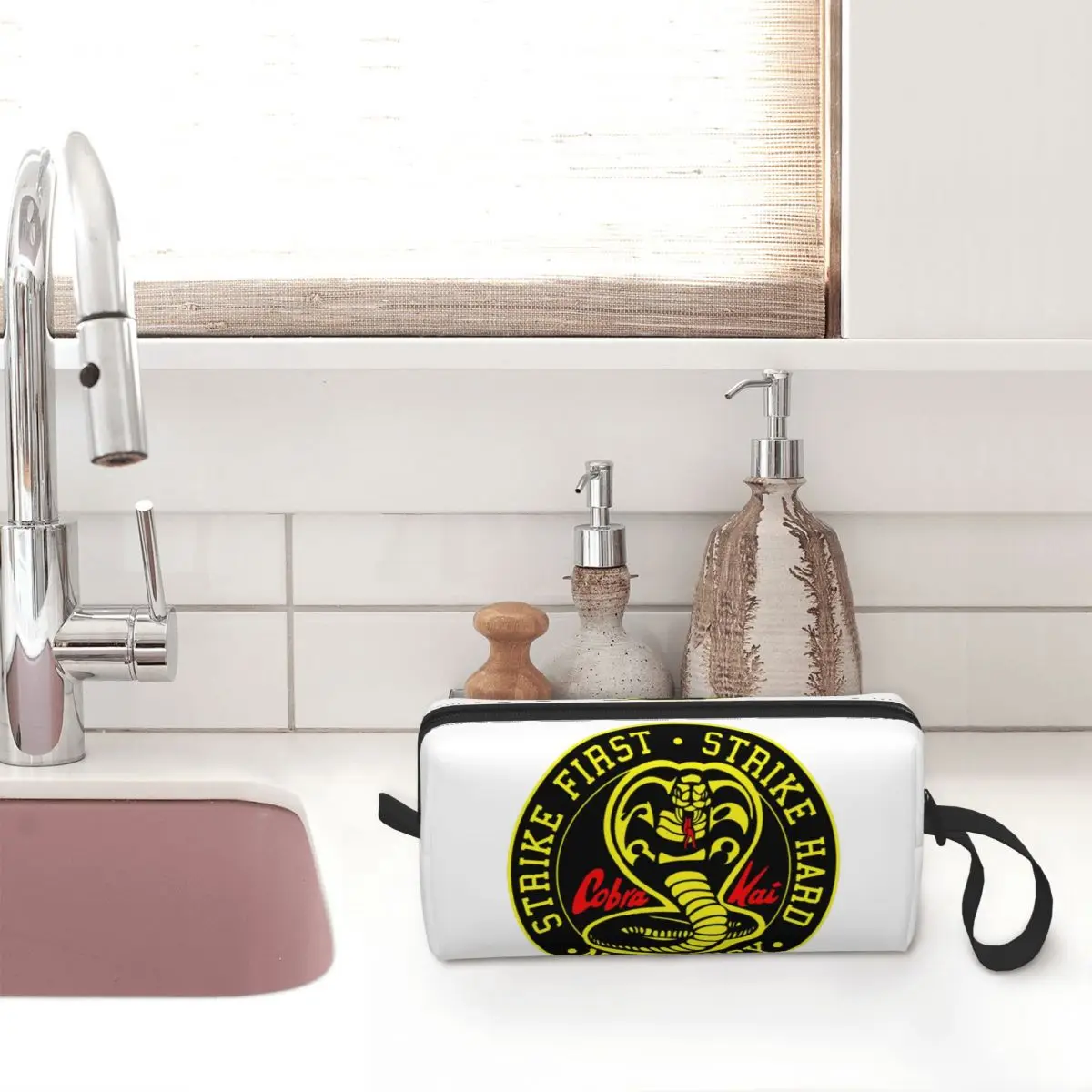 Imagem -05 - Cobra Kai no Mercy Pencil Cases Grande Armazenamento Pen Bags Pen Box Pencil Pouch para Meninos e Meninas Papelaria Bolsa de Maquiagem para Estudantes