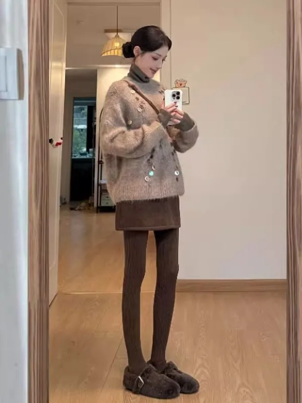 

Вязаный свитер в стиле ретро, свободный крой, корейский стиль, модный весенний тренд, свободный топ с яркими пайетками, длинный рукав, круглый вырез, теплый.