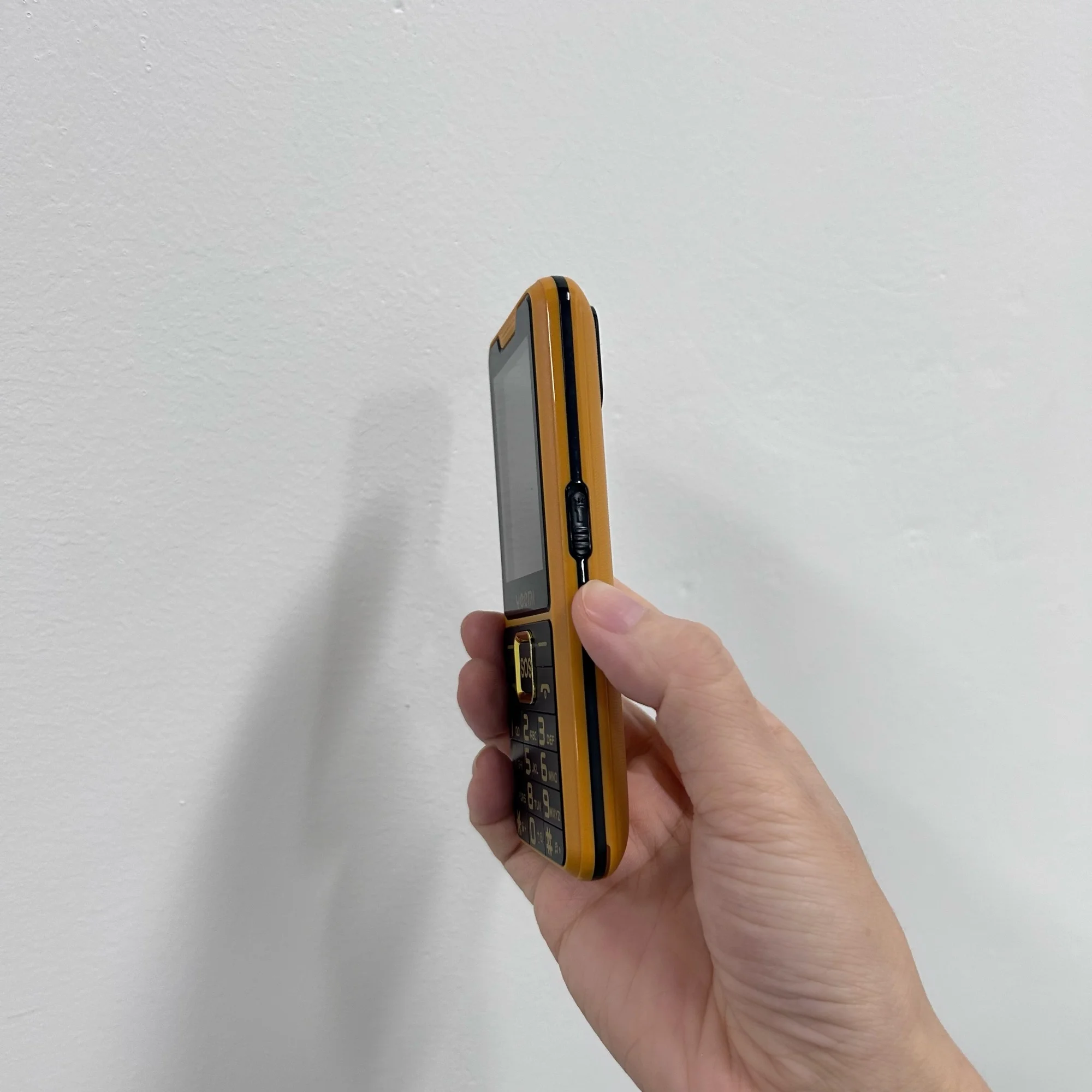 YEEMI K3 هاتف محمول رفيع للغاية 2.4 بوصة HD شاشة GSM 2G بطاقة SIM المزدوجة طويلة الاستعداد مصباح يدوي كاميرا نوع C زر الهاتف #5