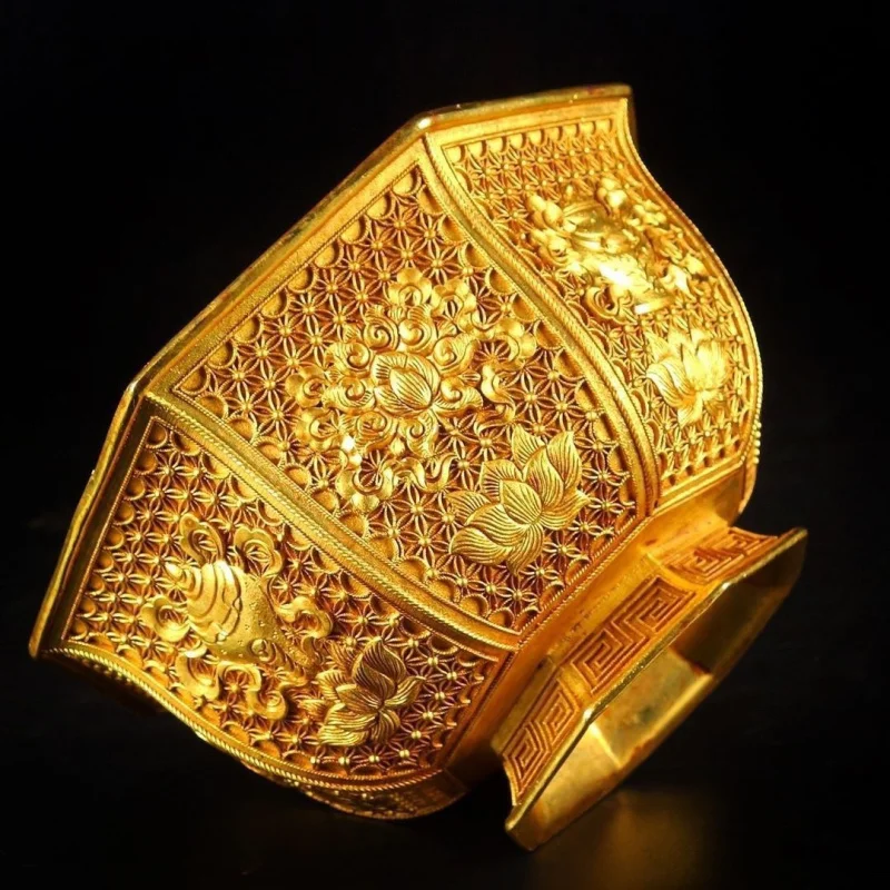 

Vintage -Plated Treasures Gold Buddhist Eight Auspicious Symbols Bowl Diameter 11cm