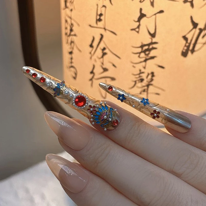 Chinese stijl nagelkunst Buchirati kleur koperen plaat parelaccessoires retro licht luxe super flash nagel diamant nagelsalon