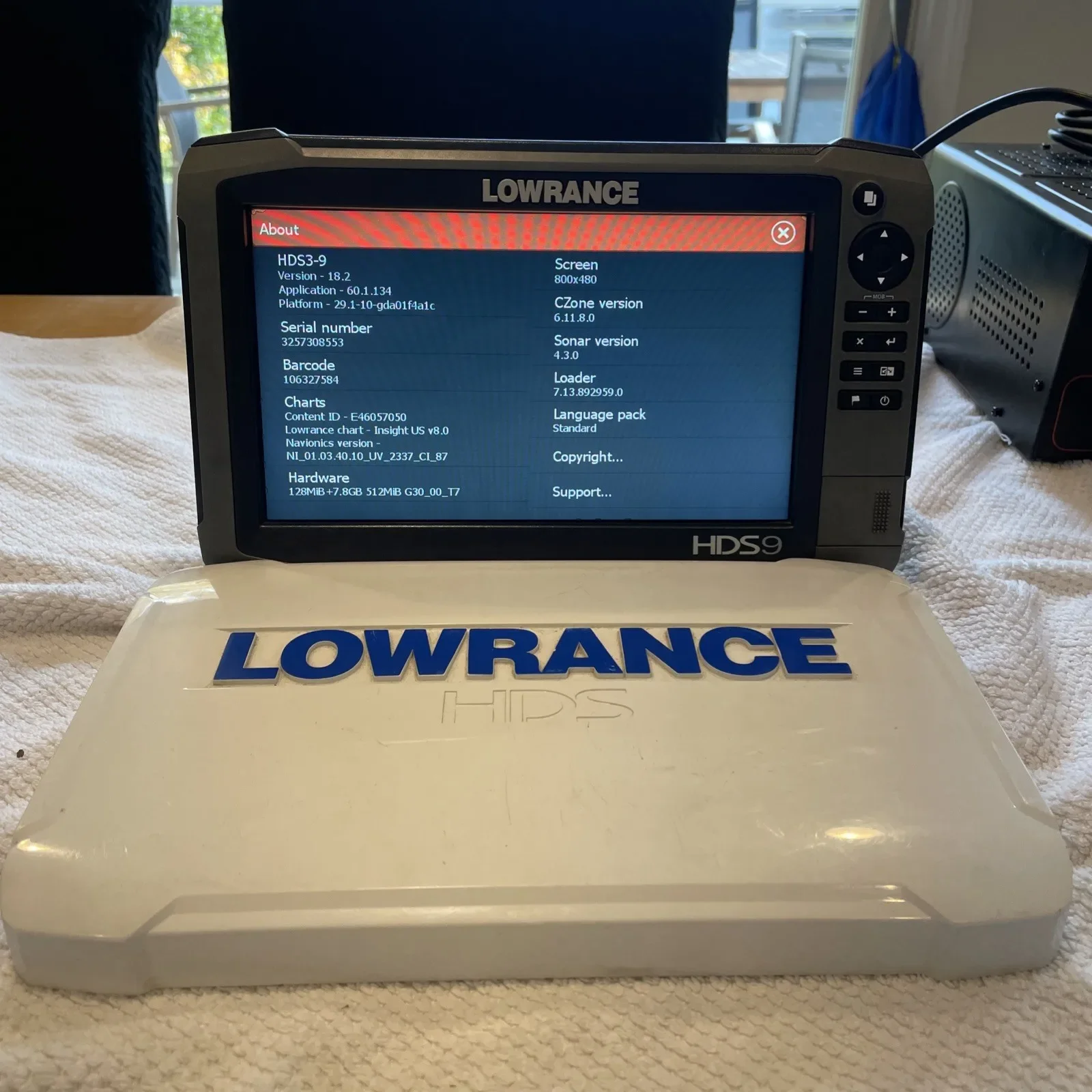 Lowrance HDS9 Gen3 - Fishfinder/Chartplotter - Display com cabo