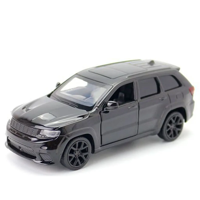 

JKM 1:36 Grand Cherokee Trackhawk SUV Toy Car Alloy Pull Back Mini Car Model Collection Toy Ornaments