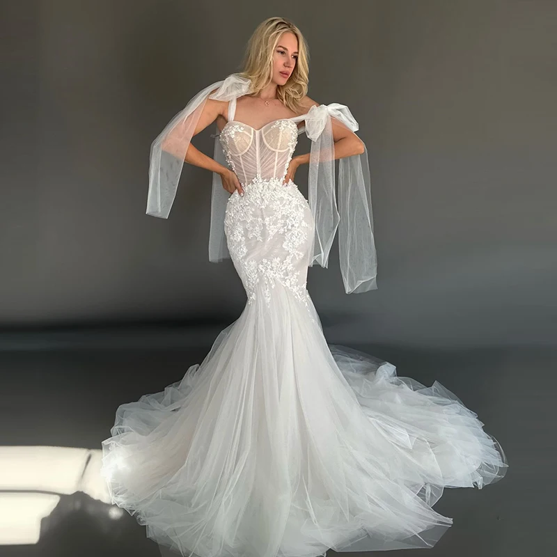 

Sexy Mermaid Wedding Dress Embroidered Lace On Net With Ball Gown Sweetheart V-Neck With Sleeveless Bridal Dress Robe De Mariee