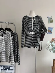 Autumn Women Korean Fashion Loose Casual Striped Suit Vacation Outfits 2 Piece Set Long Sleeve T-Shirts + Leisure Wear Shorts