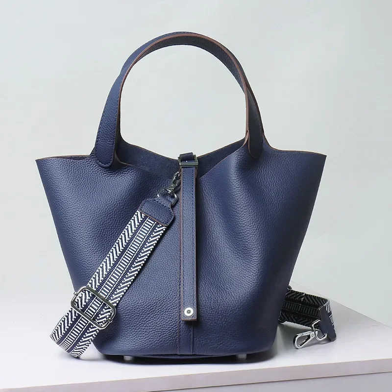 

First Layer Cowhide Women Bag Vegetable Basket Bucket Bag Leather Handbag Long Shoulder Strap Messenger Bag Silver Buckle Silver