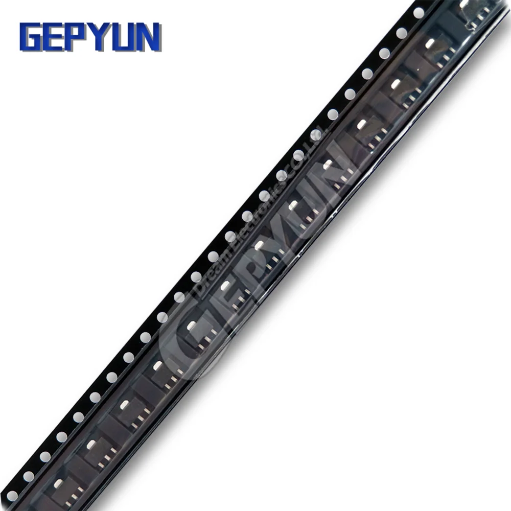 50PCS 78L05 HT7530 HT7533 SOT89 SOT SMD Triode Gepyun