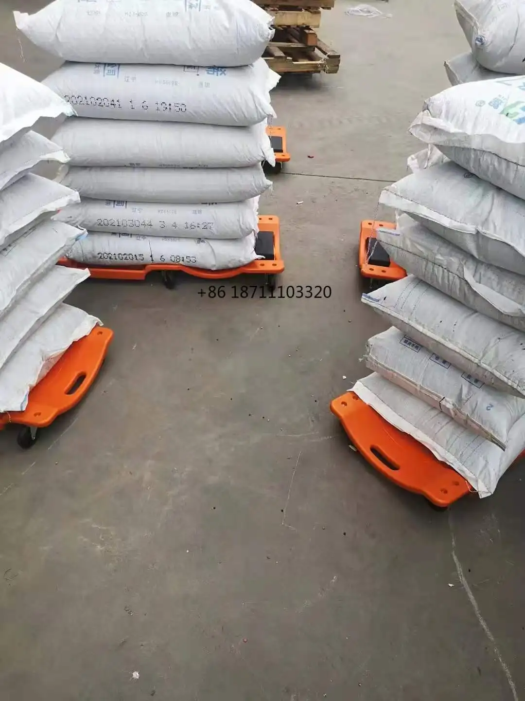 Vassoi per attrezzi imbottiti per poggiatesta per garage per auto con creeper meccanico di rotolamento in plastica a 6 ruote