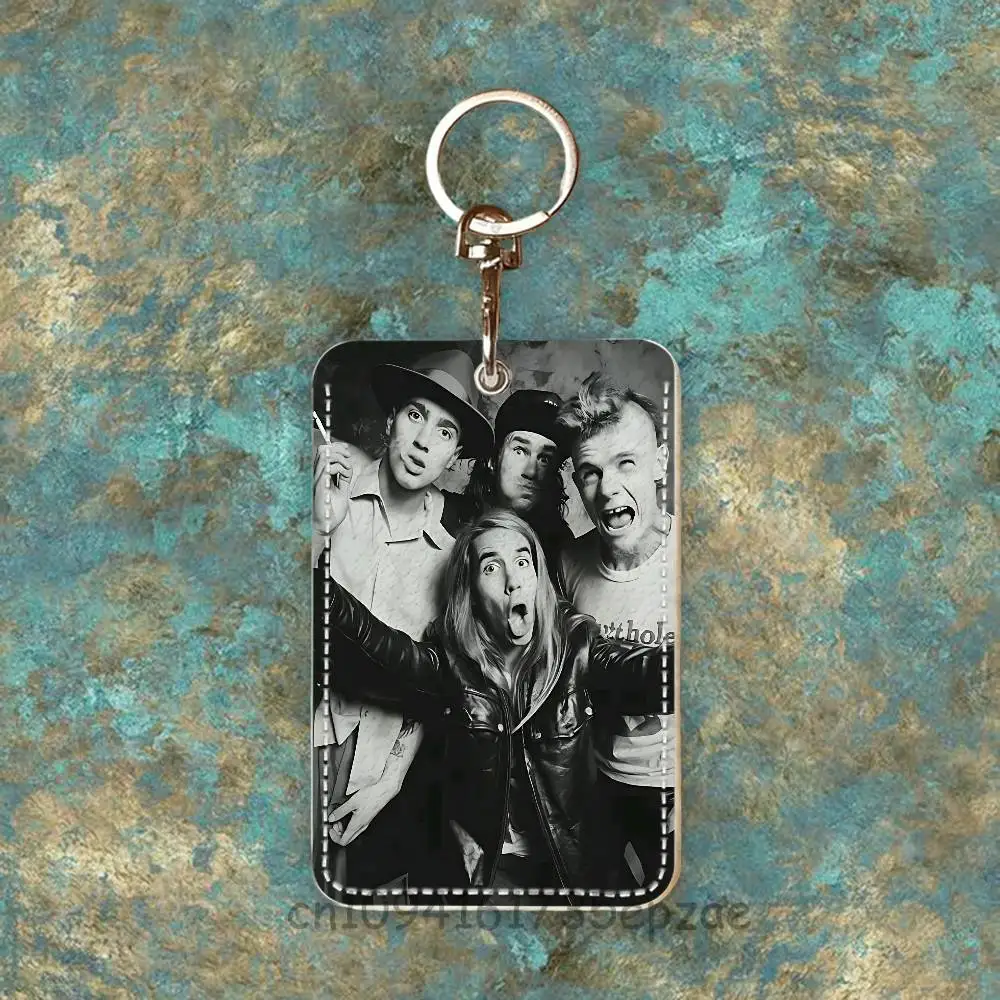 R-레드 H-핫 C-칠리 P-페퍼스 프리미엄 PU 가죽 카드 홀더 카드 케이스 금속 카라비너 포함, 일상 사용을 위한 맞춤형 디자인