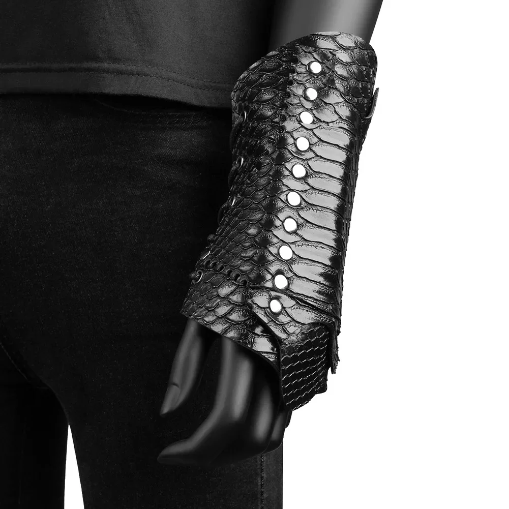 Cross-border Medieval Retro Snake Pattern Wrist Guard COSPLAY Stage Props, Film and Television Hand Guard Clothing Accessories