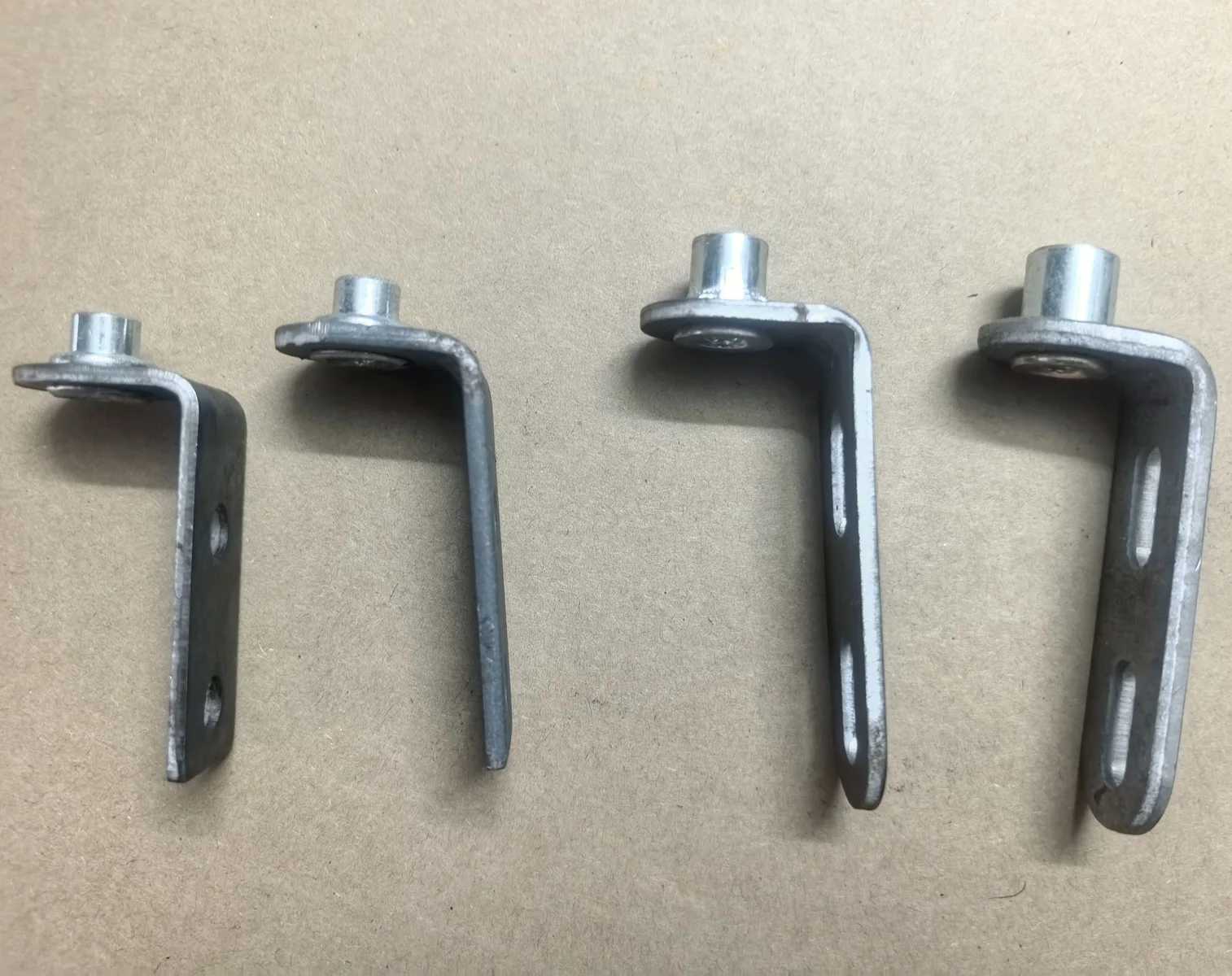 4Pcs Chair Handrest L Shaped Bracket M6 M8 Threaded Nut Furniture Hardware Fittings
