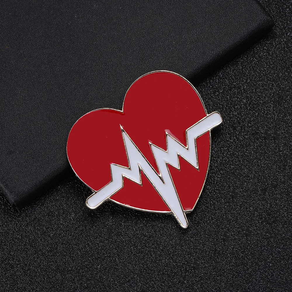 Medical Heartbeat Brooch Red Heart ECG Enamel Pin Doctor Nurse Medical Worker Lapel Pin Hospital Uniform Jewelry Gift