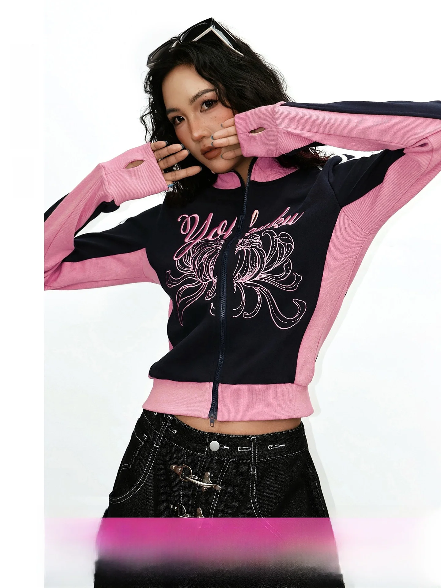 

Retro Embroidered Zipper Stand Collar Slim Fit Women's Sweatshirt Jacket Comfortable Loose Style Commute Fashion Short Length