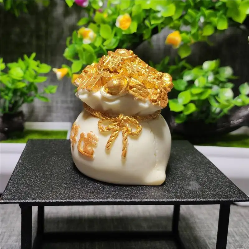 Ivory Nut Gilded Lucky Fortune Bag 5.85.55cm Home Desktop Craft Ornament Auspicious Gift Table Decor
