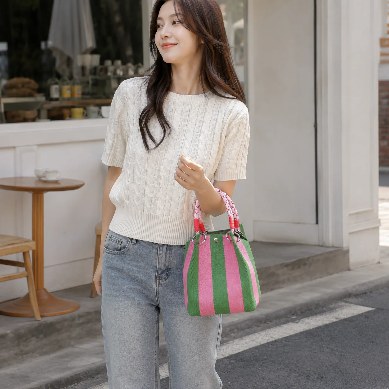 Bolsa tote de malha mini estilo coreano para mulheres, bolsa de crochê listrada, leve, para o verão, uso diário, bolsa de ombro para férias