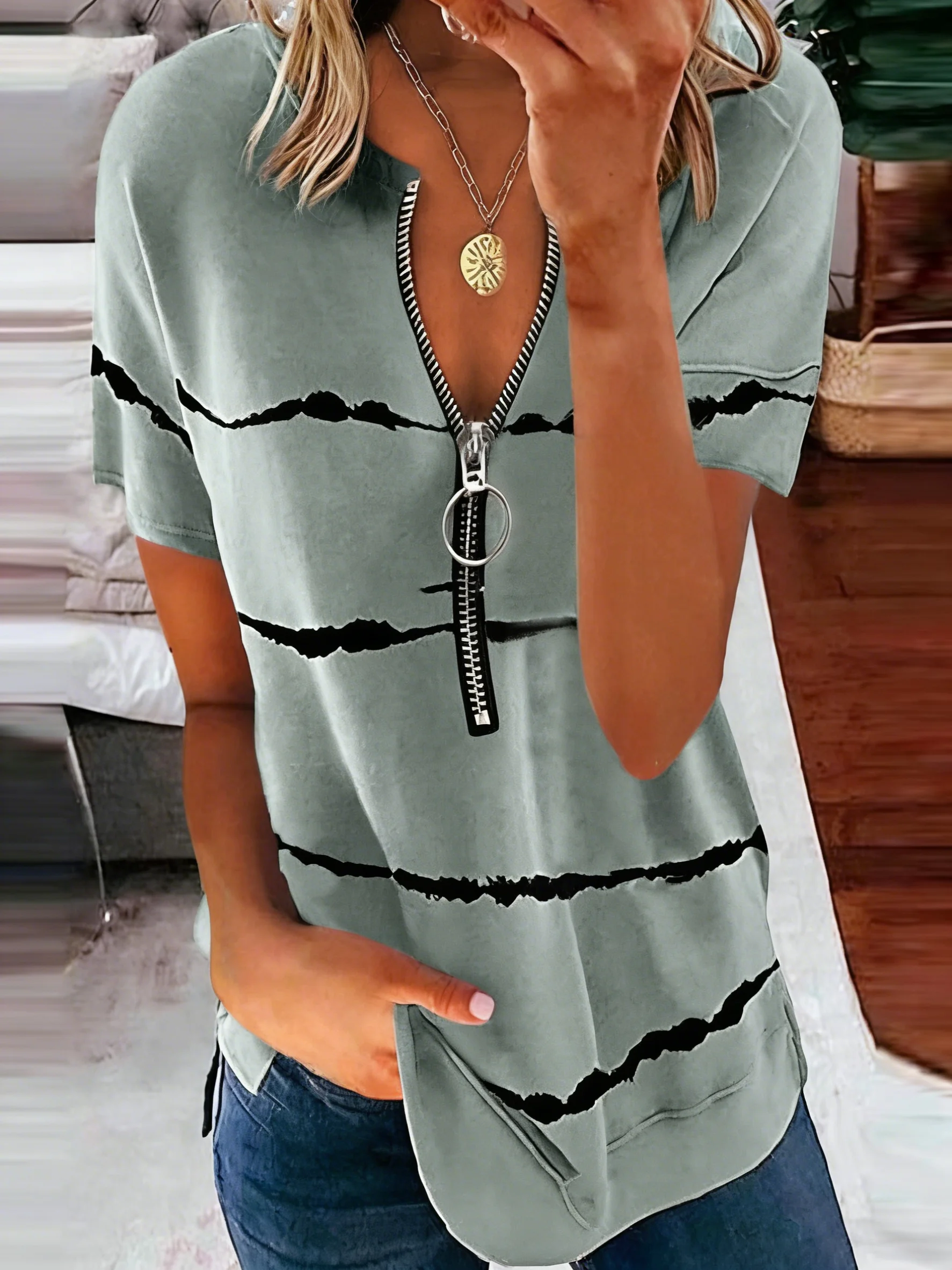 

Zagros Women Striped Print T-shirt, Casual Short Sleeve Zipper V Neck Loose Tee Top Plus Size S-5XL