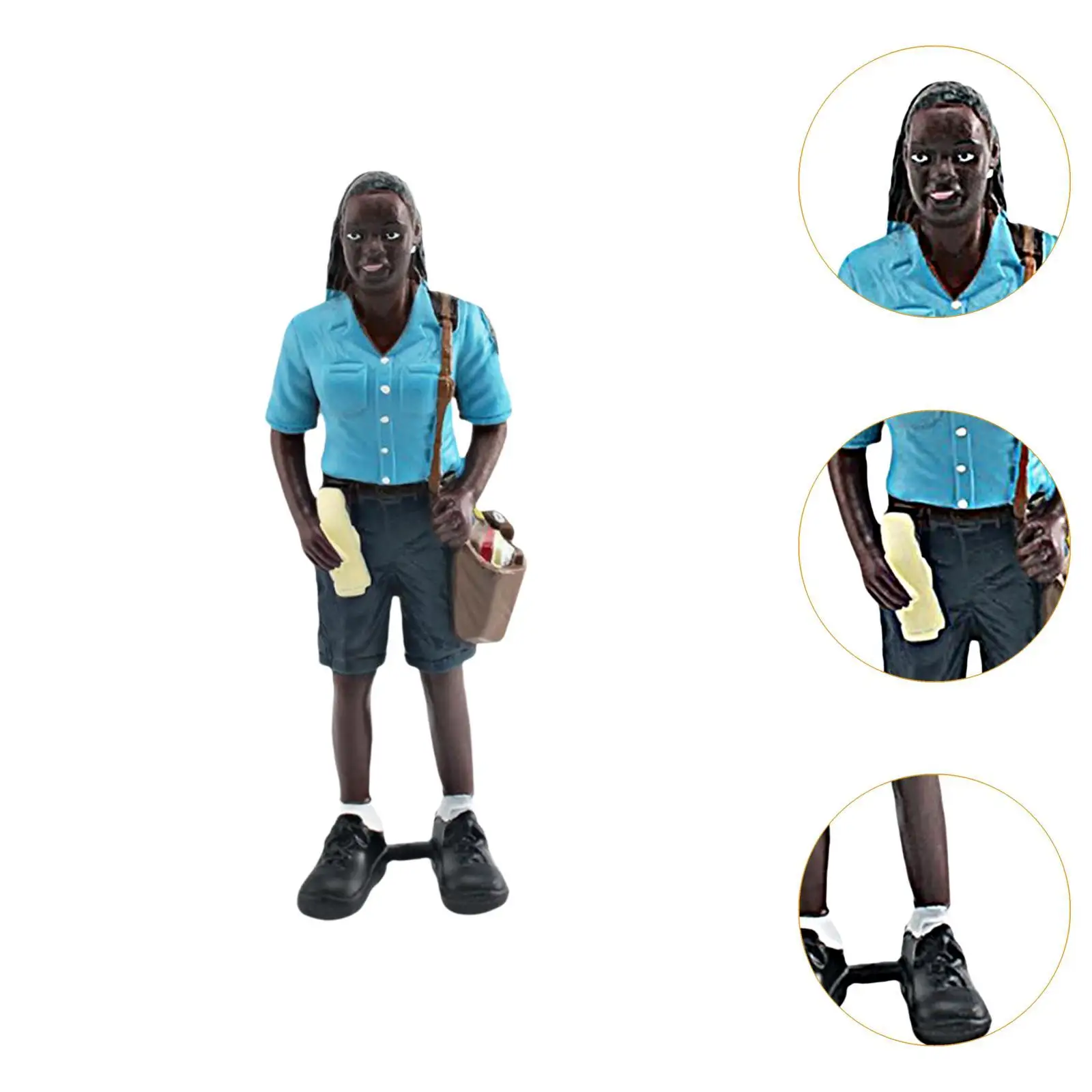 2x miniatuur karakterbeeldje voor bureau- en landschapsdecor