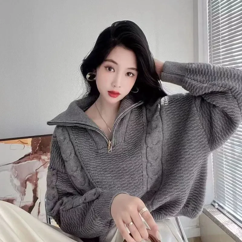 Twist Dolcevita Pullover Maglione Abbigliamento esterno da donna 2026 Autunno Inverno Allentato Caldo Dimagrante Chic Maglieria Breve Mezza Zip Top