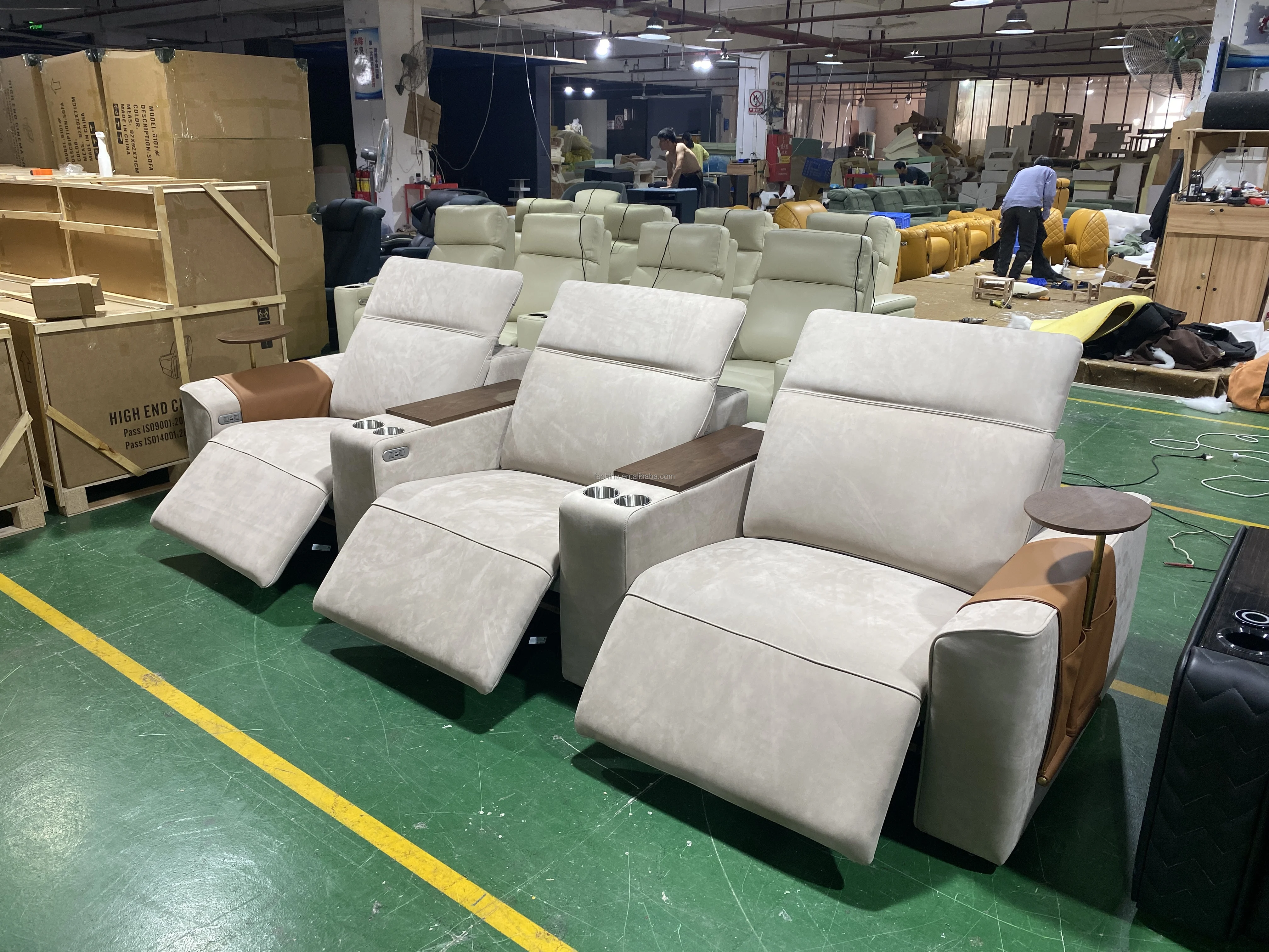 Hafif Lüks Ev Sinema Mobilyası - Home Cinema Interiors incelemesi ve fiyatı