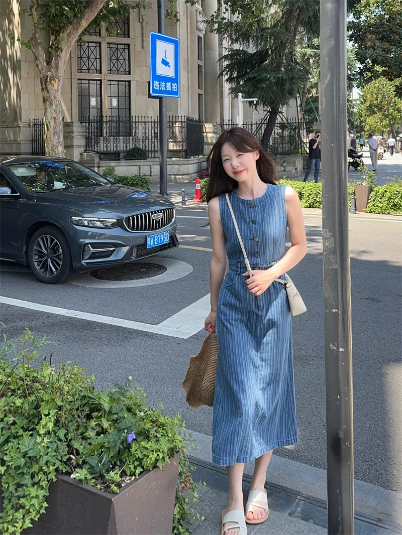 

Korean Chic Summer New Women Dress Elegant O Neck Sleeveless Single Row Buttons Blue Striped Denim A Line Long Vest Dresses