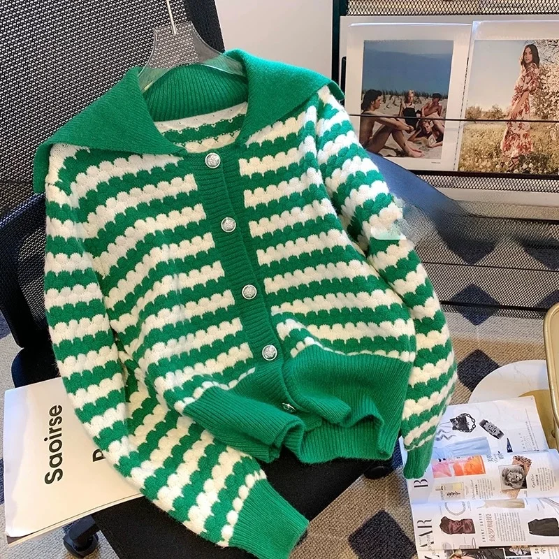 

Модный полосатый дизайн, вязаный открытый кардиган, топ, корейский темно-синий воротник, универсальный утягивающий свитер Jaet