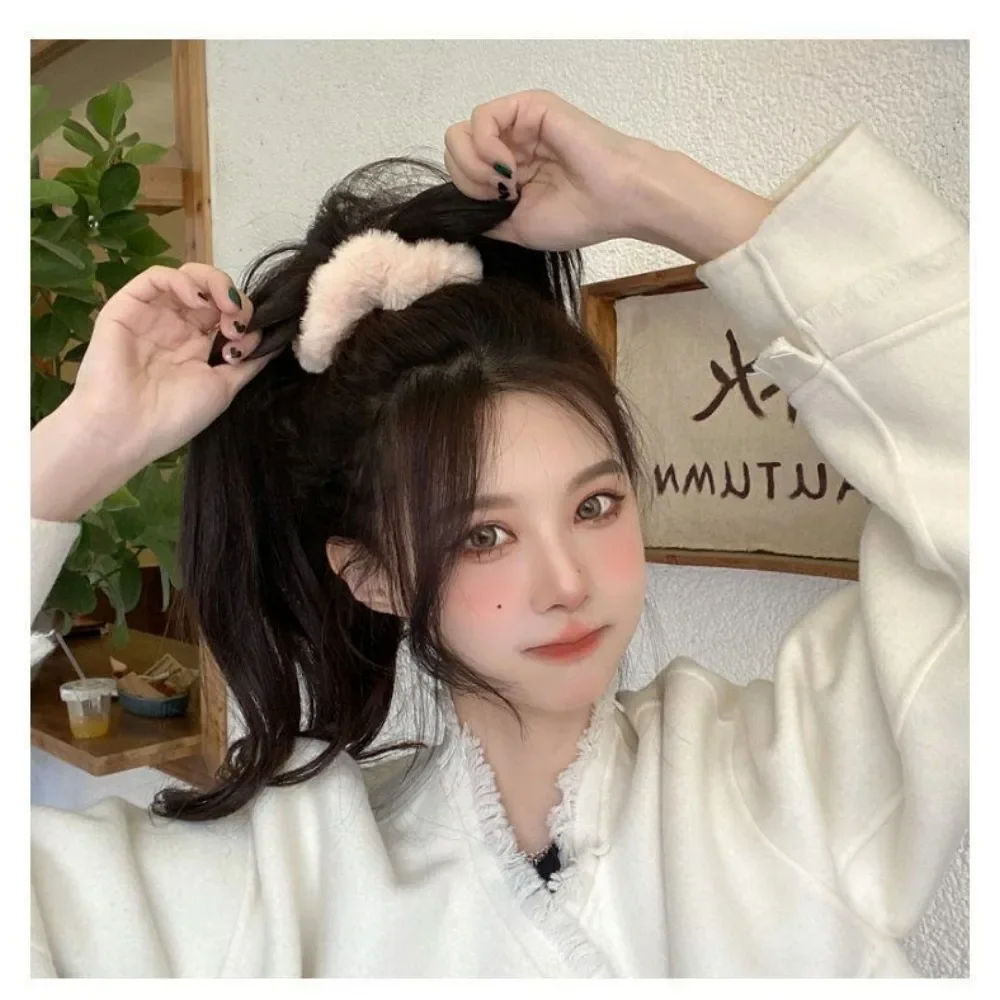 Thumbnail 3 - #60 Latest Ponytail Holders Offers