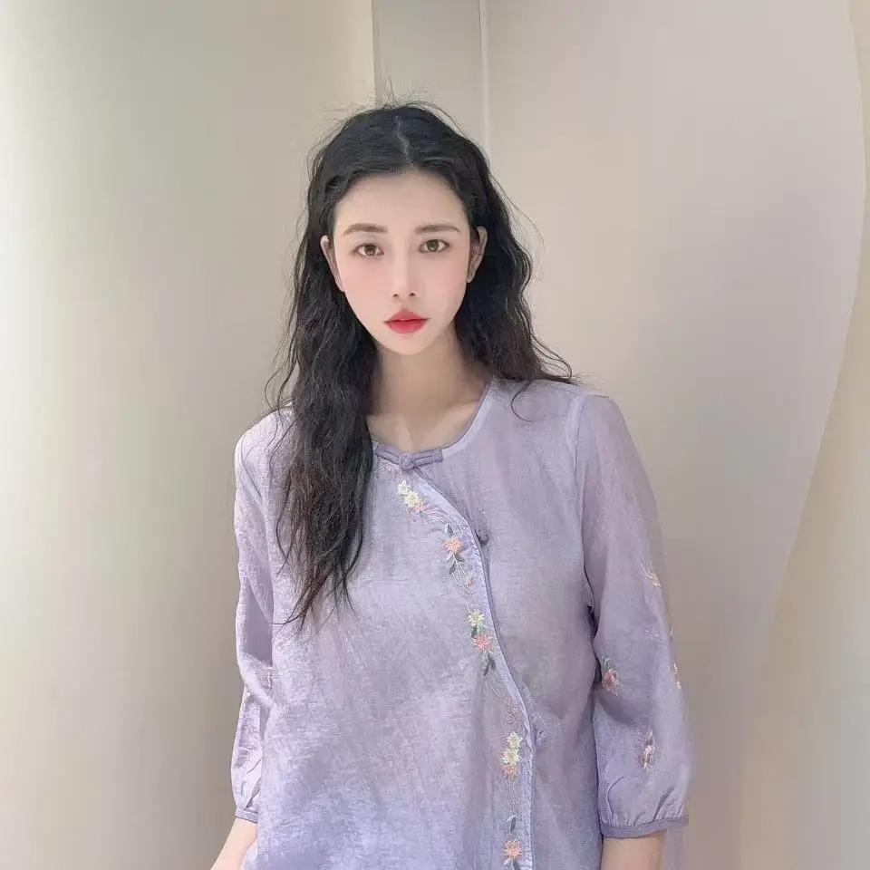 

Новая осенняя женская блузка-ханфу с цветочной вышивкой и сложной отделкой, приталенная, для ручной стирки, премиум-класса, модная одежда