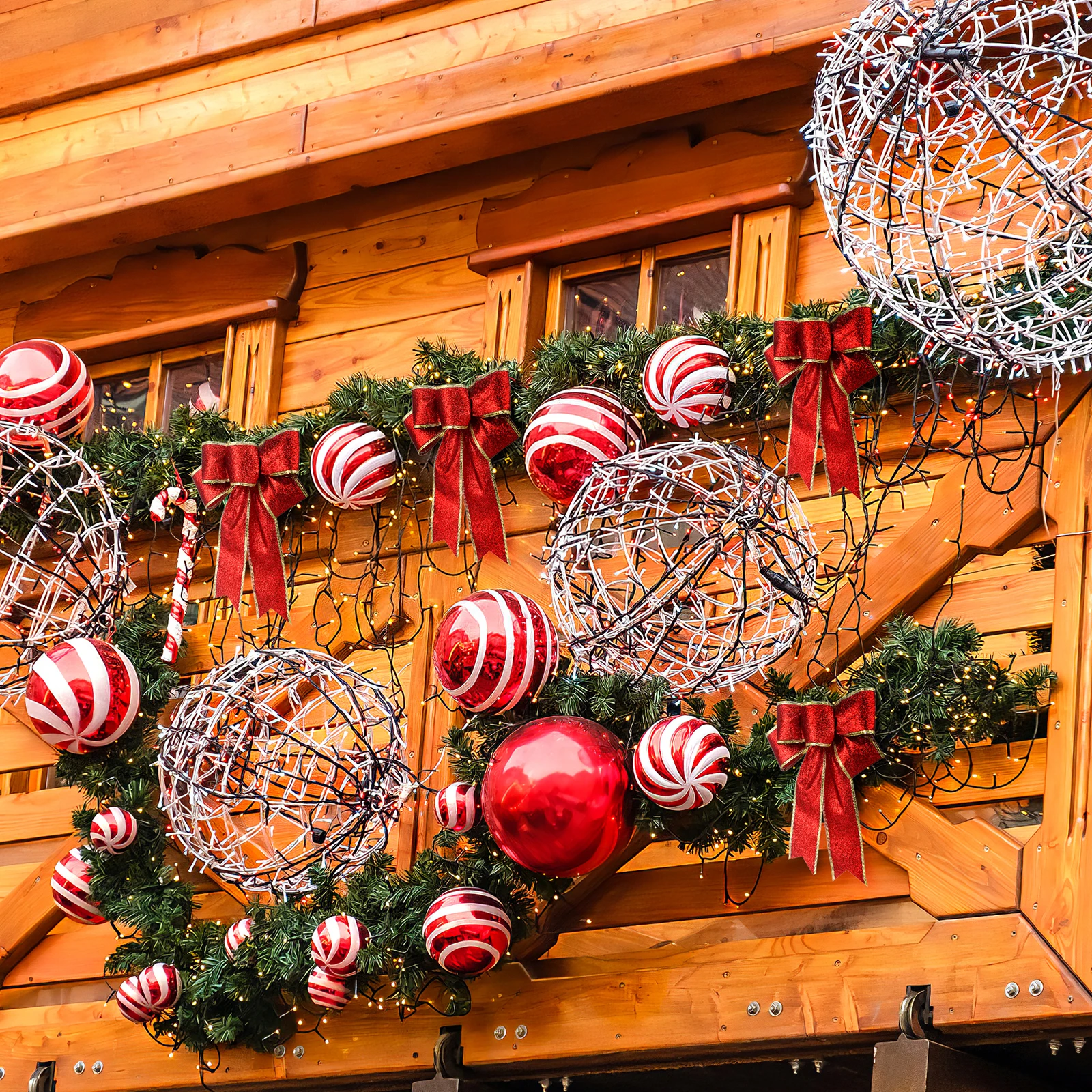 

5Pcs Christmas Ribbon Bow Fabric Bows for Tree Hanging Ornaments Glittering Decor Door Wall Stairs Fireplace Porch Fence Window