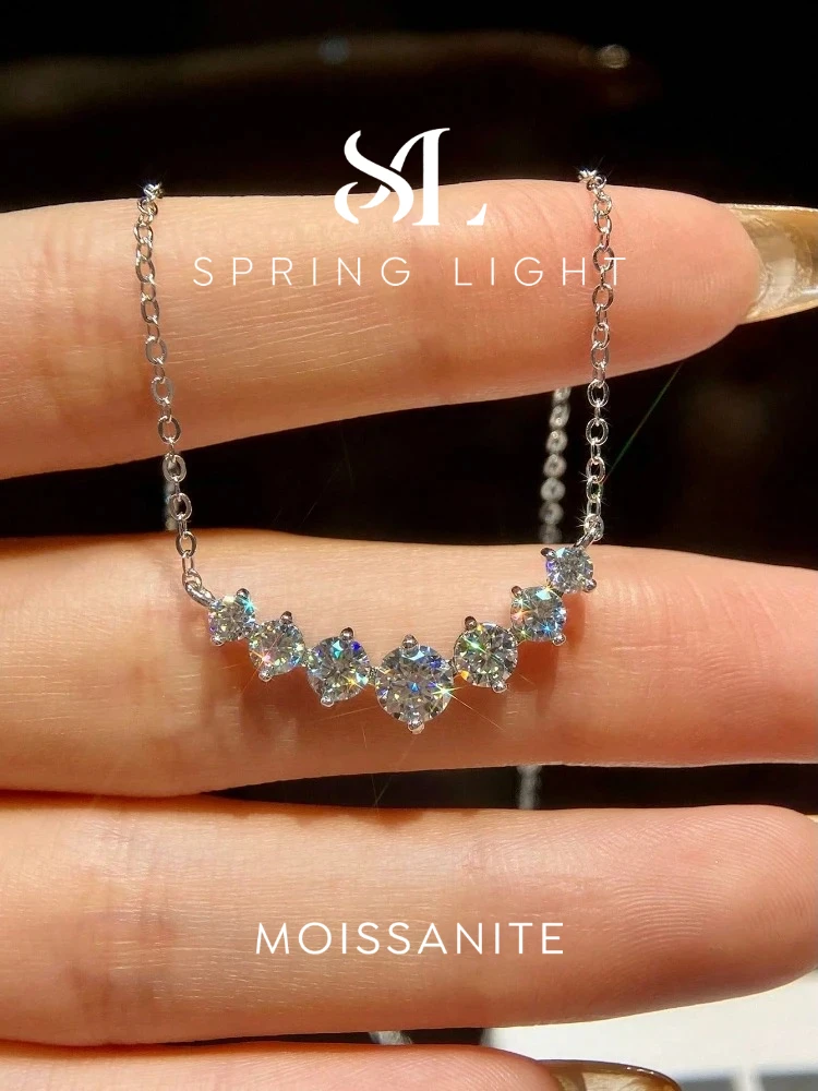 

Stylever 1.7ct Moissanite Necklace for Woman 925 Sterling Sliver Diamond Pendant Plated Platinum Engagement Wedding Jewely New