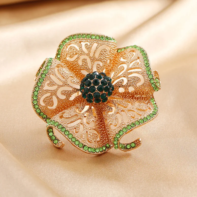 Vintage Hollow Flower Rings for Women Simple Multicolor Adjustable Crystal Opening Finger Ring Party Fashion Jewelry Accessories