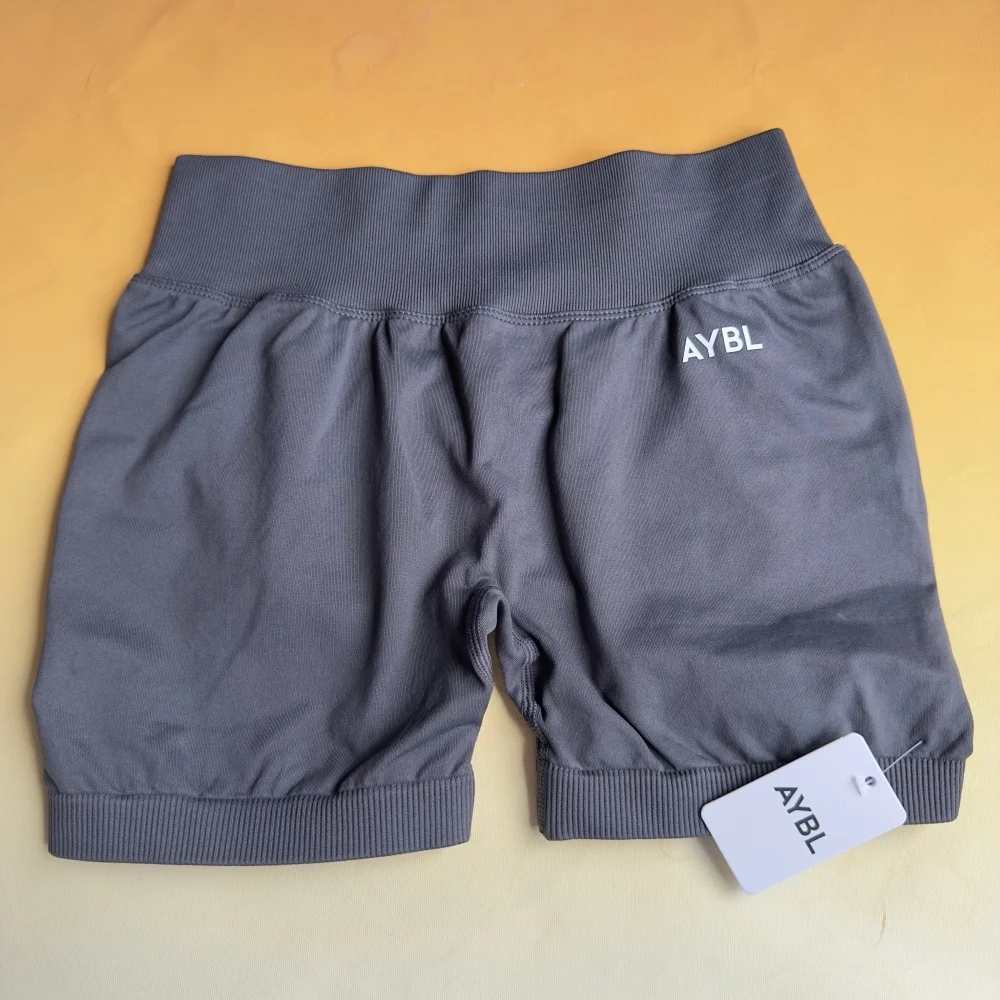 Marken-Nahtlose Yoga-Shorts — Po-formende Fitness-Shorts, Dehnbare Kompressions-Shorts für Damen, Feuchtigkeitsableitend – Detail 26