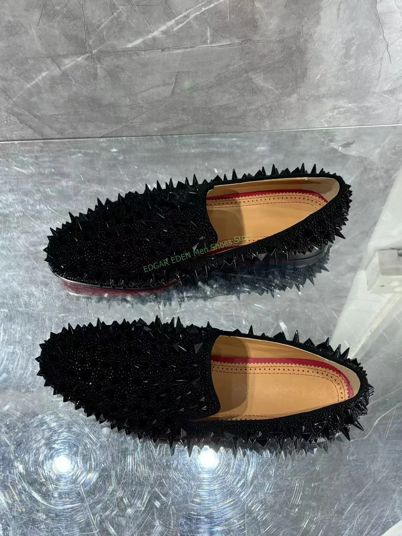 

Classic Black Velvet Rivet Decoration Slip On Men's Square Heel Single Shoes Male Round Toe Wedding Party Spring Autumn Shoes