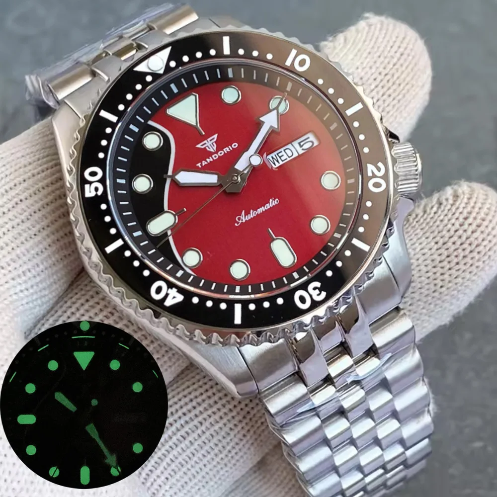 Tandorio Red Dial Lume NH35A Mechanical Diver Watch Men SKX Model 3.8 Crown NH35 Movt 120 Clicks Bezel 200M Waterproof Clock