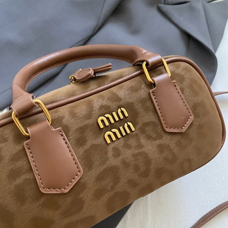 Tas Tote Kulit Wanita Mewah Kelas Atas Merk Terkenal Desainer Paris Gaya Kasual Simpel 2025 ​