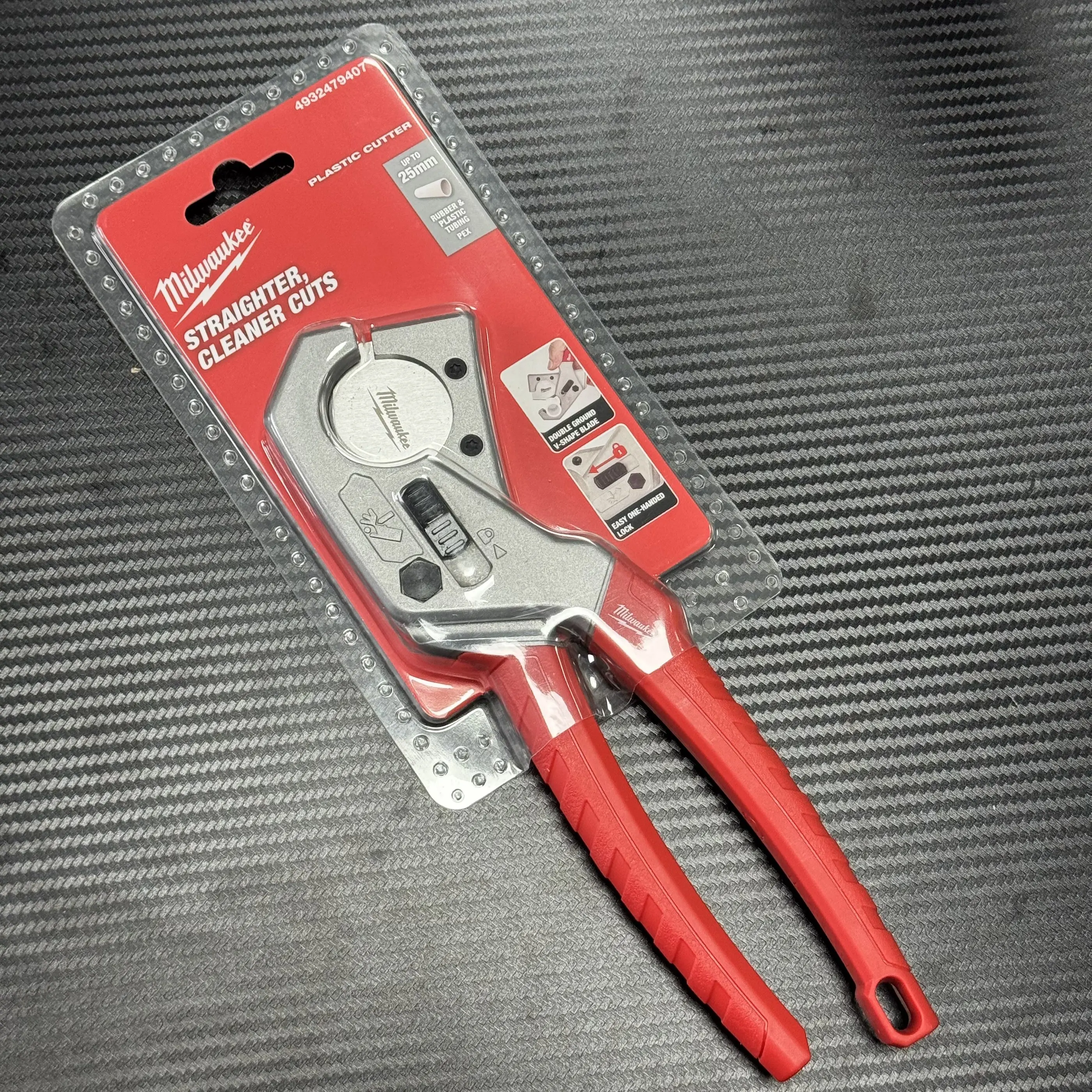 Milwaukee 48-22-4204 Ratchet PVC Pipe Cutter 1" Capacity Burr-Free Clean Cut for PVC CPVC PEX Plumbing Irrigation DIY Repair view 6