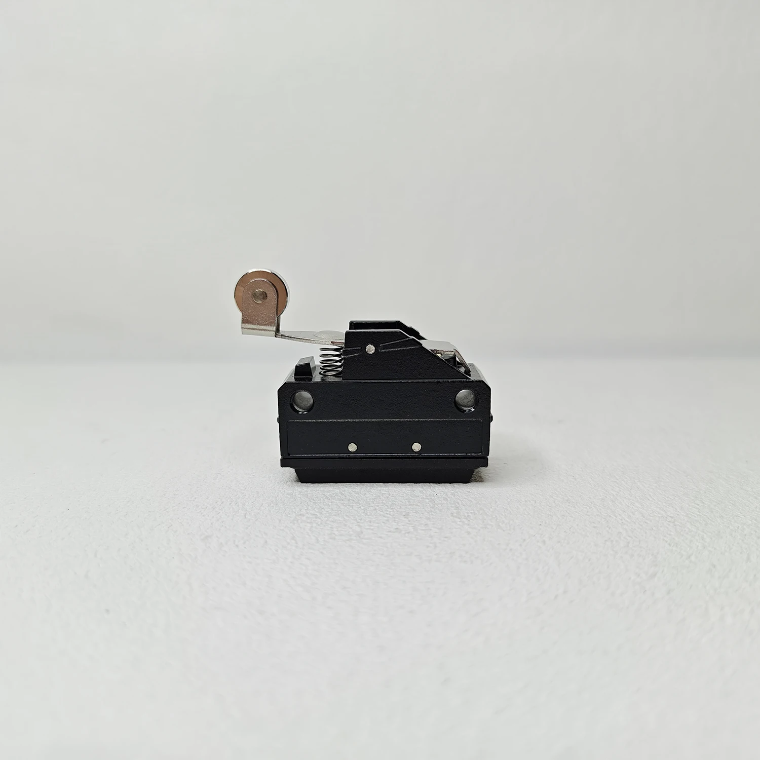 SL1-P Short Roller Lever Limit Switch Top Roller Arm, SPDT-1NC / 1 NO Microswitch Limit Switch