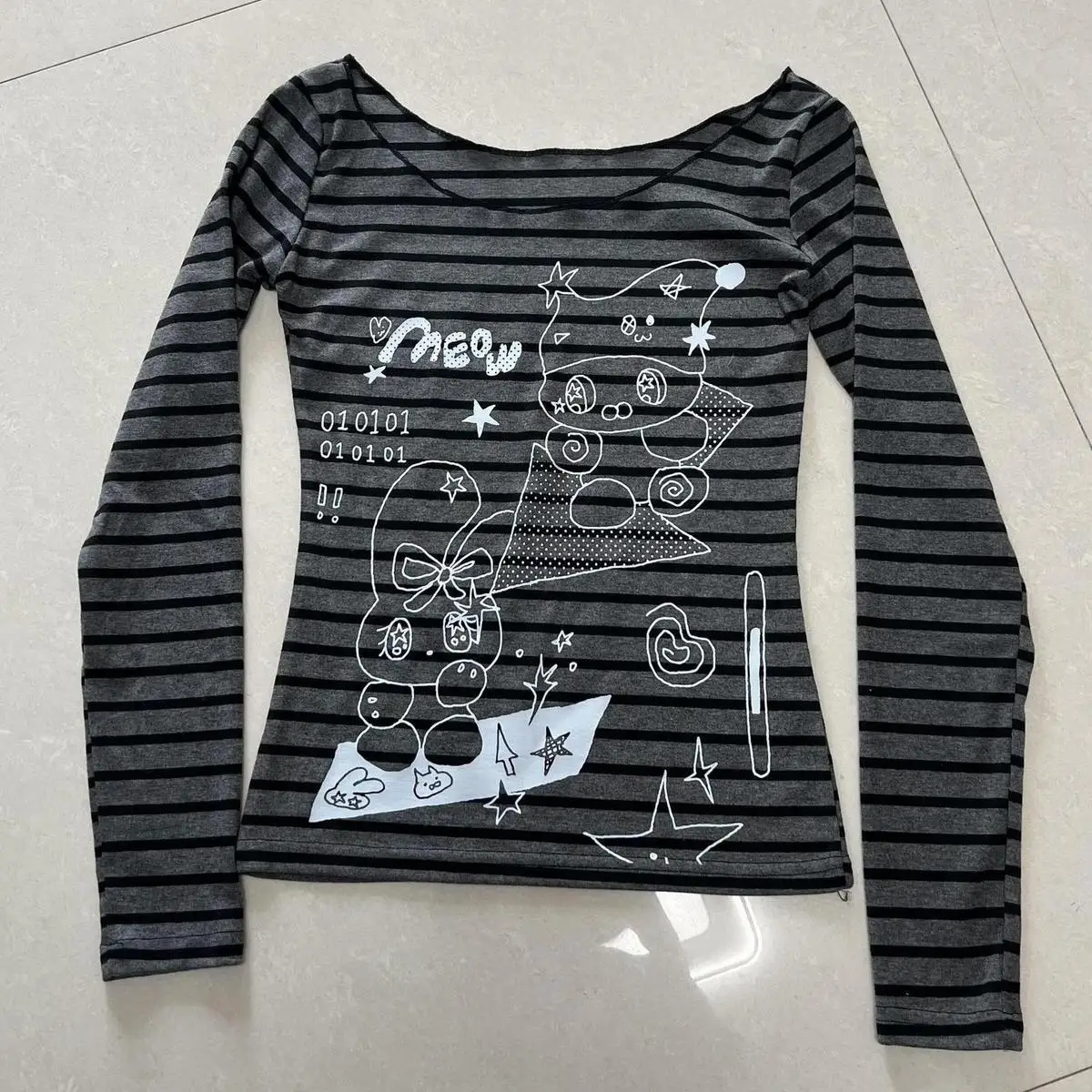 تي شيرت نسائي كلاسيكي أساسي برسوم كارتونية من Cuteore Harajuku تي شيرت كلاسيكي برقبة دائرية ملابس عصرية كاواي عتيقة Y2k تي شيرت