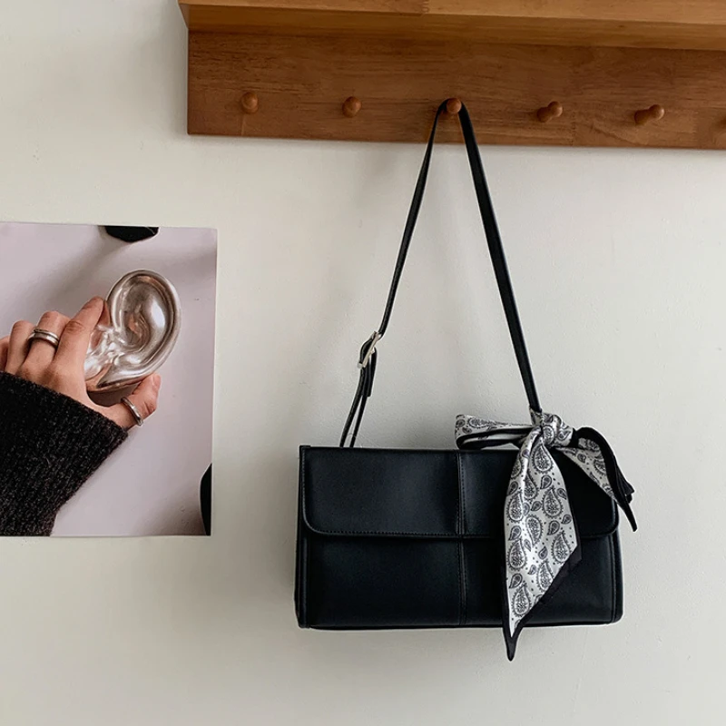 

Korean Style Women Shoulder Bag New Retro Commuting Handbag Fashion Highend PU Ribbon Small Square Bag Luxury Brand Designer Bag