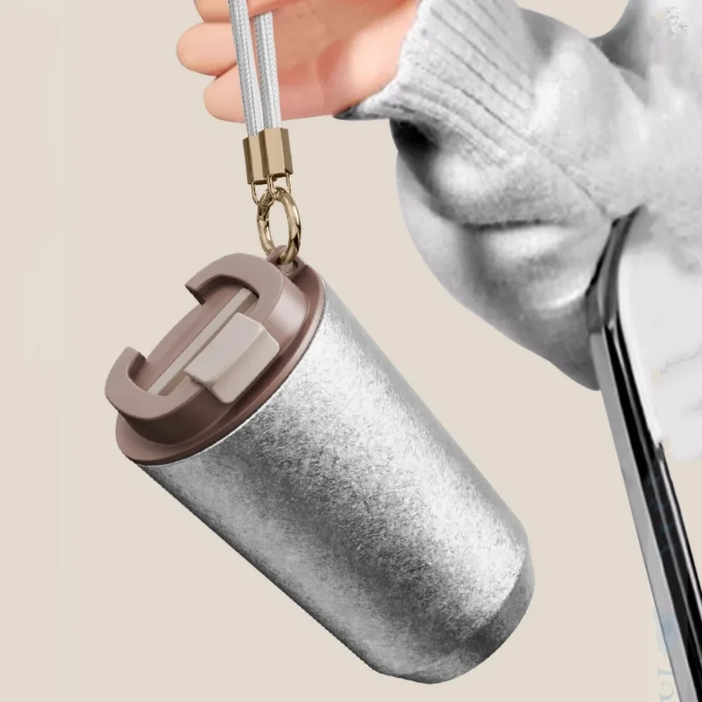 再利用可能なチタンライナータンブラー、蓋付きトラベルコーヒーマグ、二重壁断熱魔法瓶、温冷両用、漏れ防止