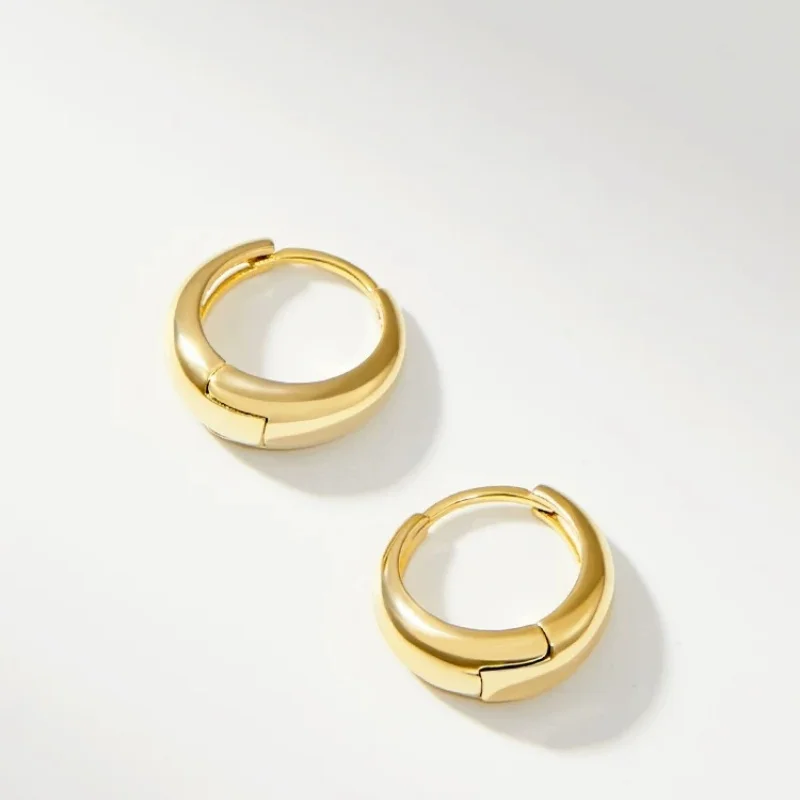 18K Gold Plated Huggie Hoop Earrings with 925 Sterling Silver Needle Chunky Thick Circle Earring for Women Daily Party Wear view 2