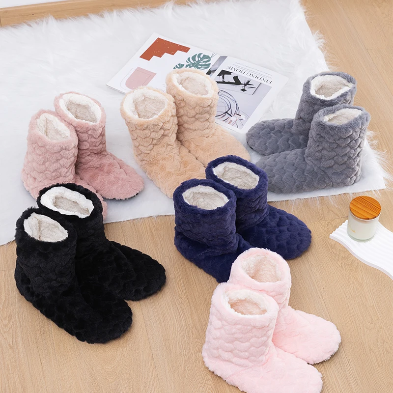 

1 пара женских носков-тапочек, зимние однотонные напольные туфли с узором «любовь», удобные теплые бархатные средние нескользящие носки