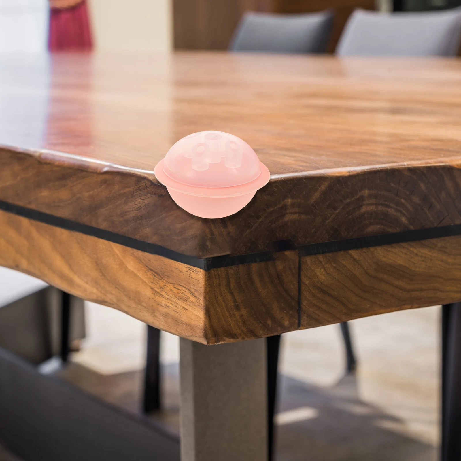 

2Pcs Spherical Corner Protectors for Furniture Safety Edge Guards Adhesive Desk Corner Protectors Proof Bumper Cushion Home