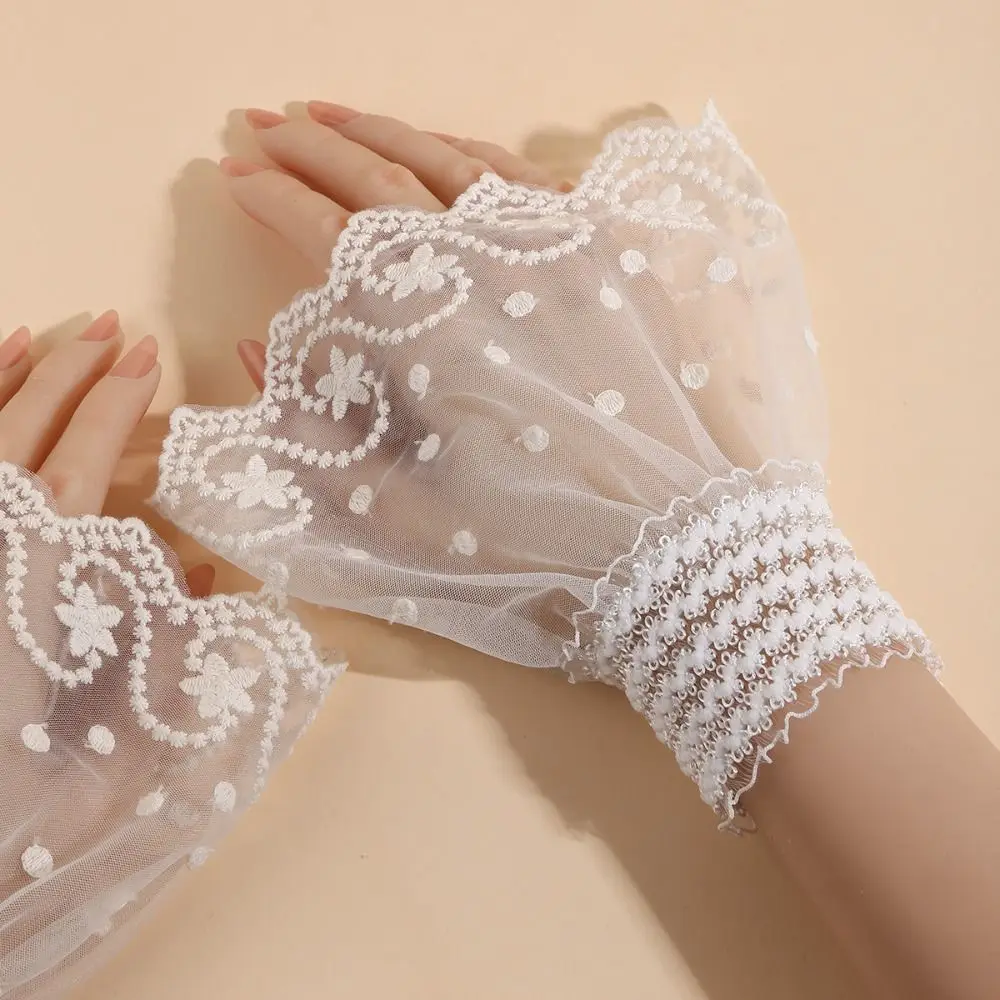 Casual Double Layer Lace Fake Cuffs Flower Polka Dot Horn Cuffs Decoration Elastic Solid Lace Sleeve Women's Daily Wear